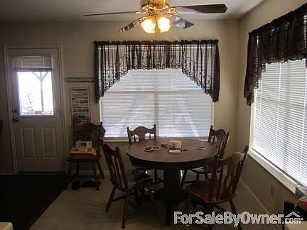 5th image of 1209 Bayou Glen Dr