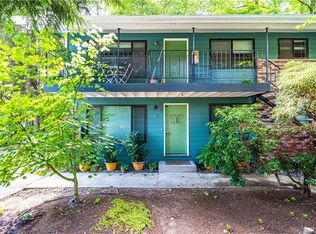 9906 NE 190th St APT A, Bothell, WA 98011