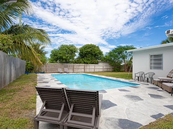 1415 W Branch Street, Lantana, FL 33462