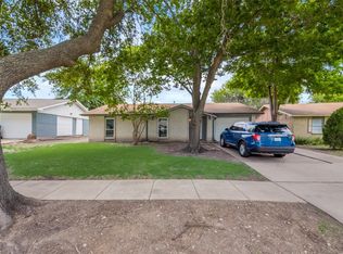 5662 Saddleback Rd, Garland, TX 75043