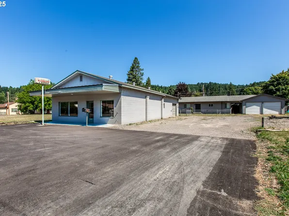 47601 Highway 58, Oakridge, OR 97463