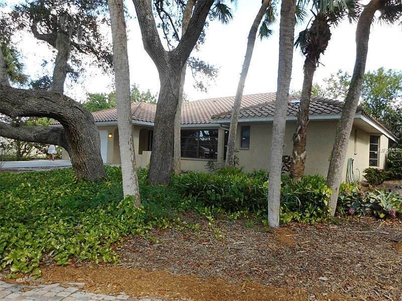 1st image of 402 Murillo Dr