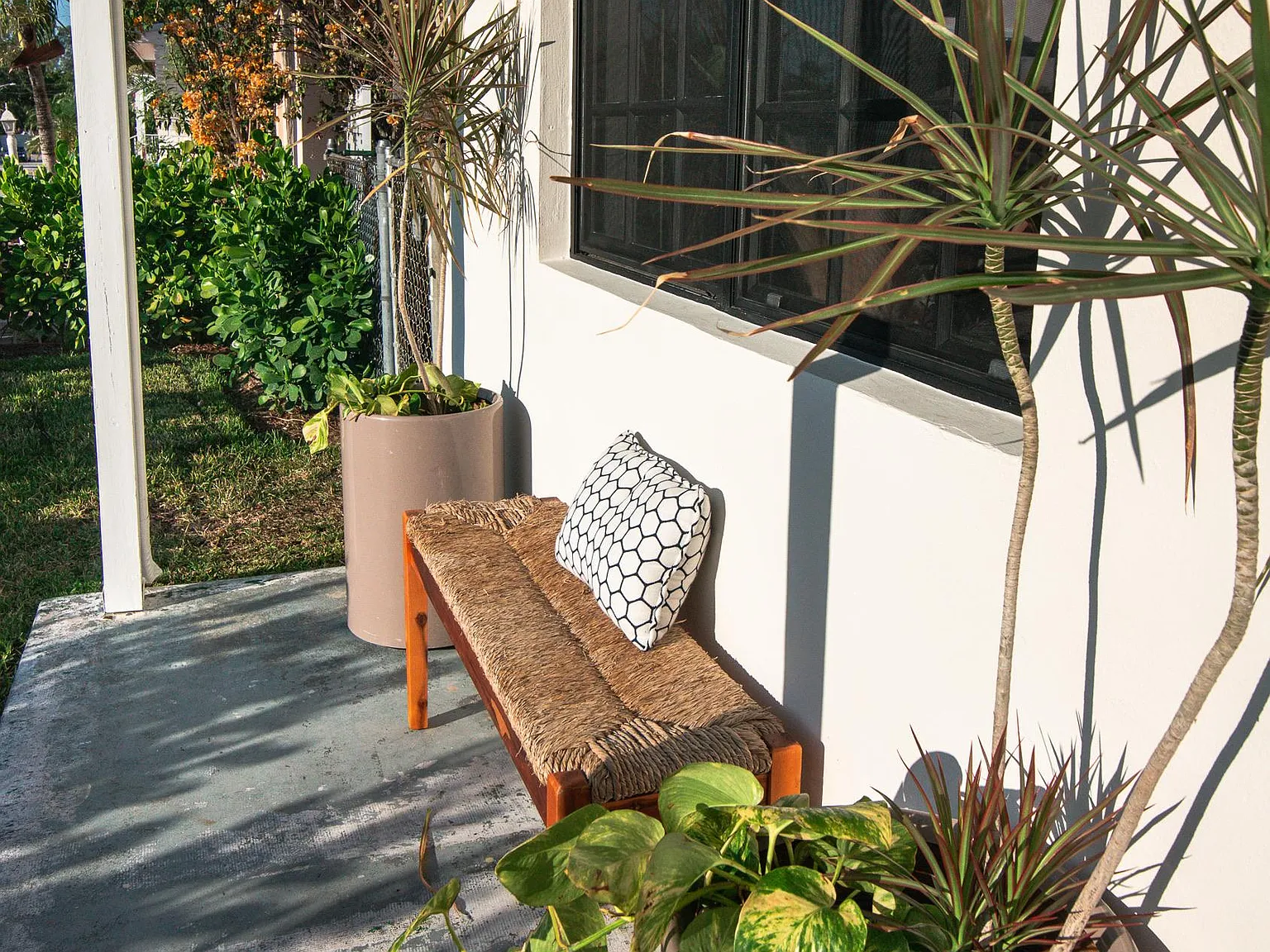 4620 Parker Ave — Photo 3