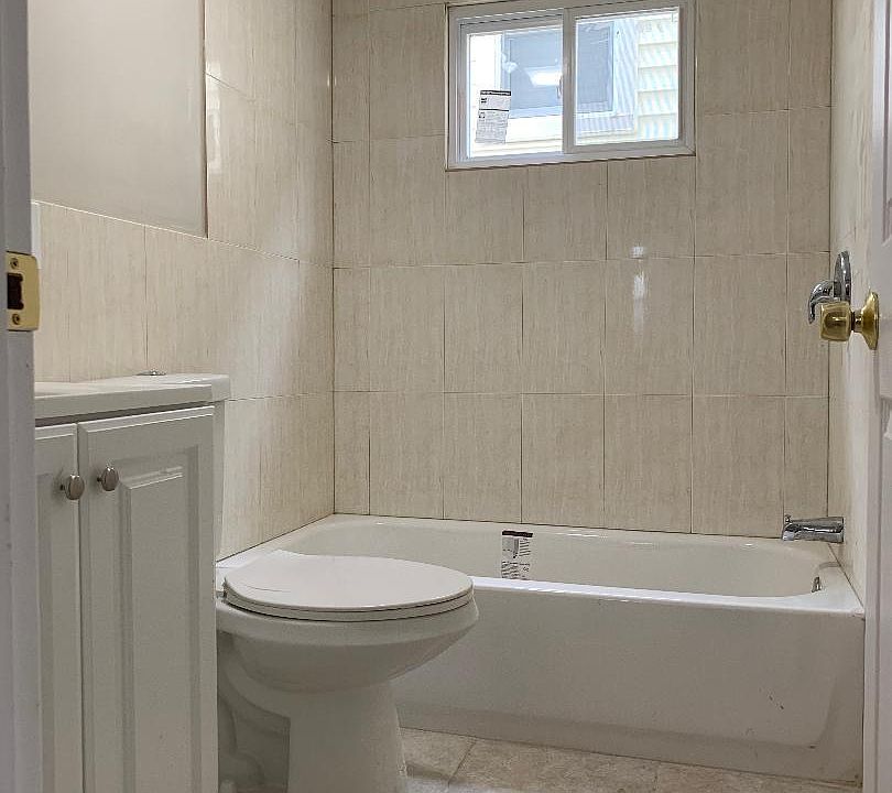 2nd image of 75 Commerce St #1