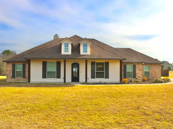 681 Muntz Cutoff, Marshall, TX 75670