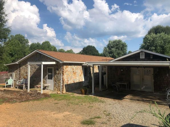 303 Grady Rd