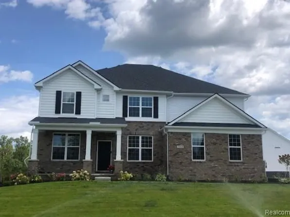 22273 Hilda Ln, Lyon Township, MI 48178