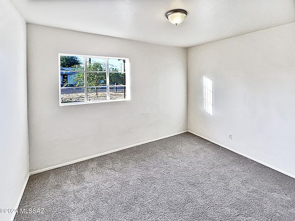 5th image of 5301 E Peach St