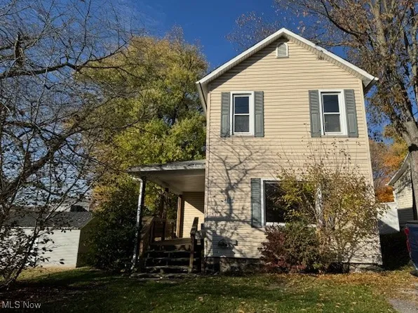 417 Sumner St, East Palestine, OH 44413