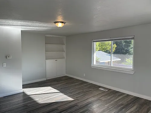 341 E Blaine Ave #341 Photo 1