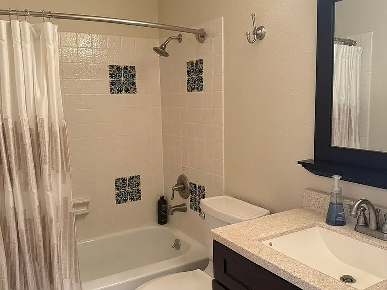 705 O St #D — Photo 13