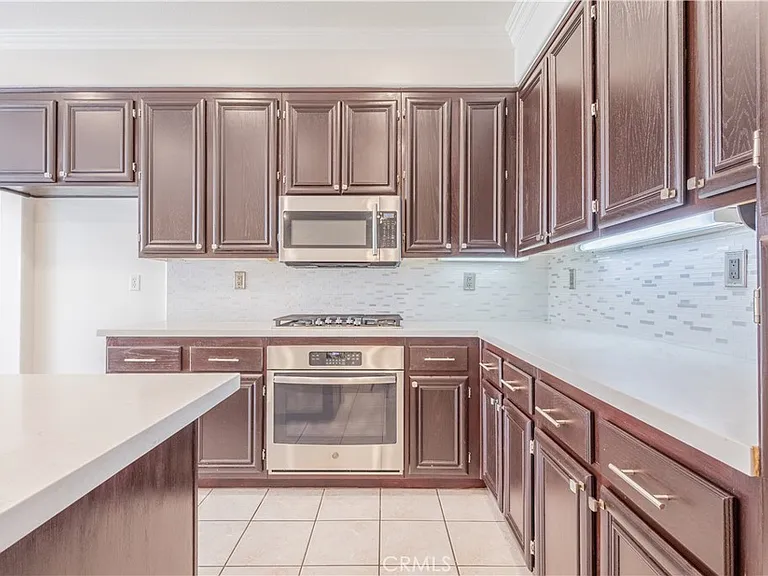 5036 Heritage Dr — Photo 4
