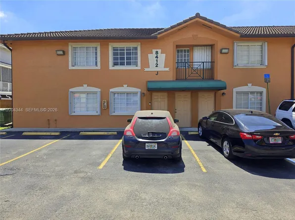 8412 NW 103rd St APT 201J, Hialeah Gardens, FL 33016