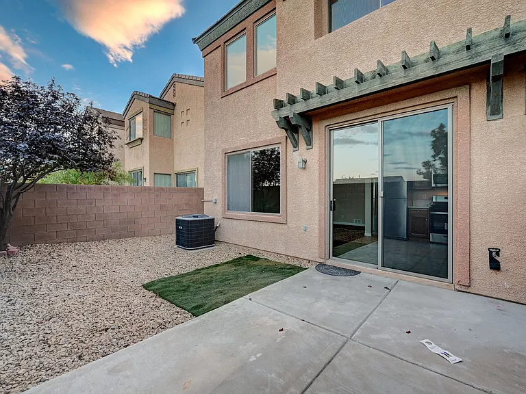 8224 Strawberry Spring St — Photo 34