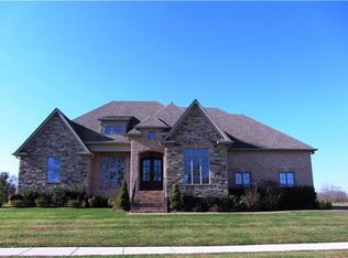 1568 Foxland Blvd, Gallatin, TN 37066
