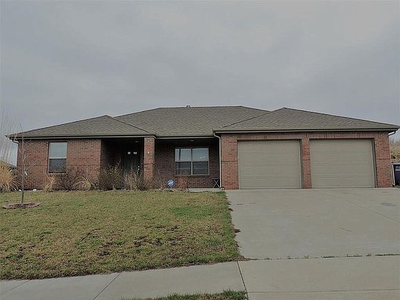 4th image of 5233 Stone Crest Dr
