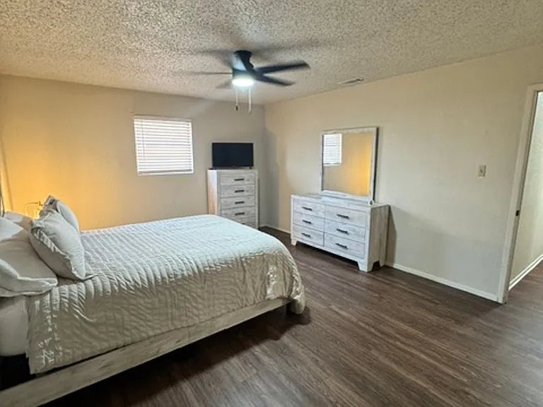 985 Minter Ln — Photo 11