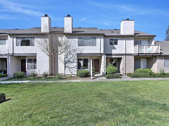 3rd image of 15148 Lassen Way