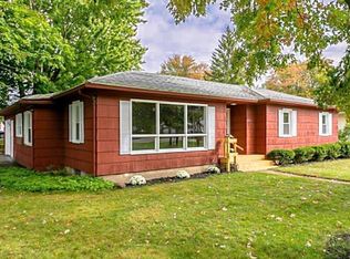 2546 Lyell Rd, Rochester, NY 14606