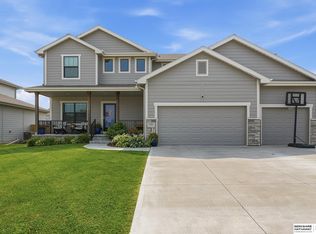19821 Briar St, Gretna, NE 68028