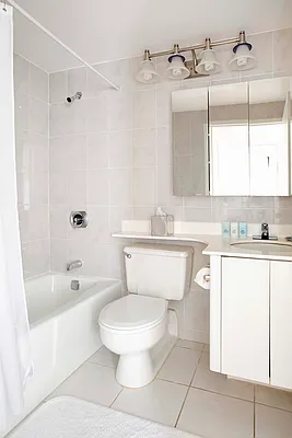 Rented by Empire State Properties | media 37