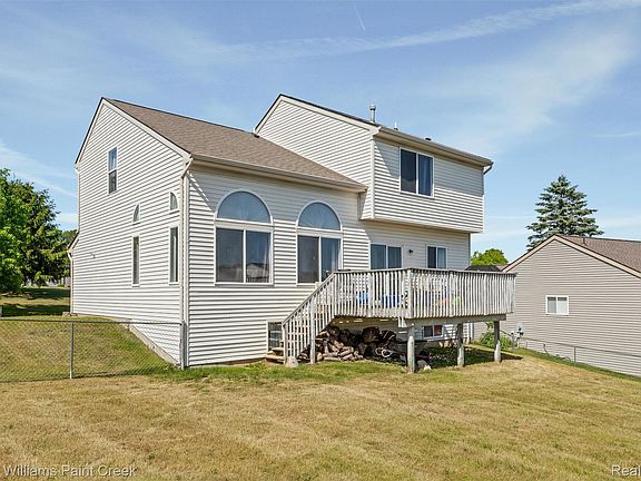 3rd image of 3314 Valley Rise Dr