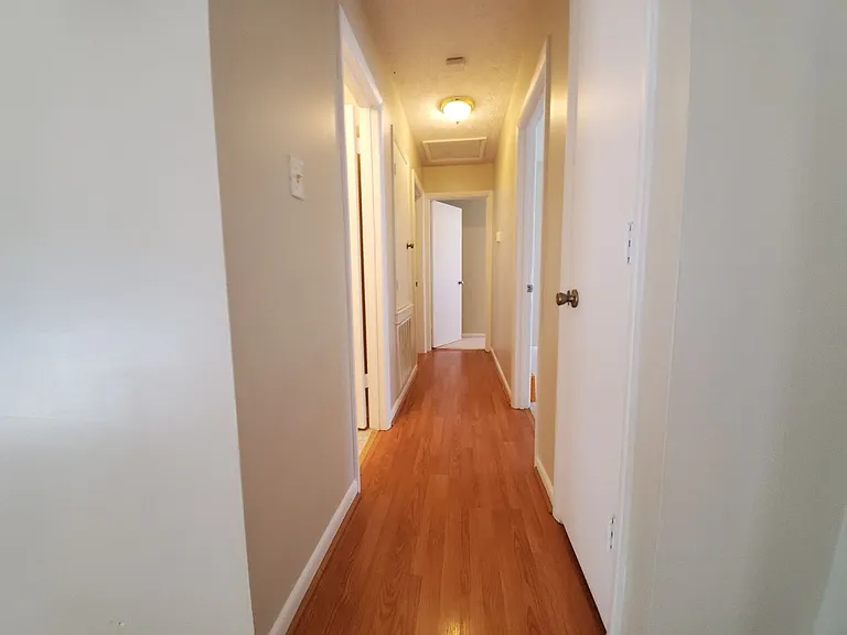 6400 Hollyhock Ct — Photo 17