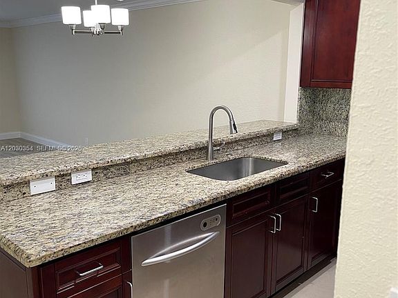5th image of 5911 NE 14th Ln APT 205S