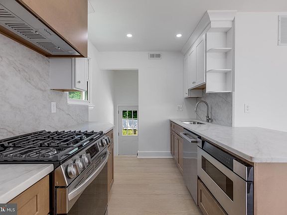 5th image of 4910 66th Ave