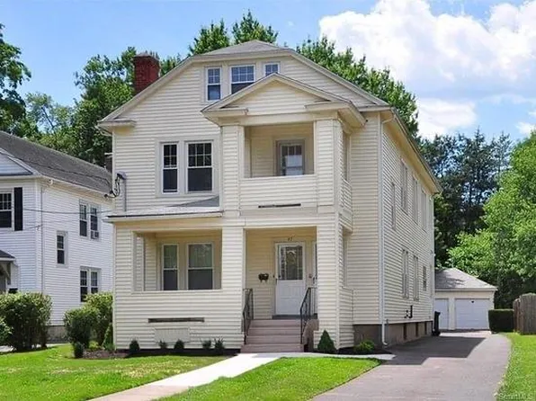 49 Dover Rd Floor 2, West Hartford, CT 06119