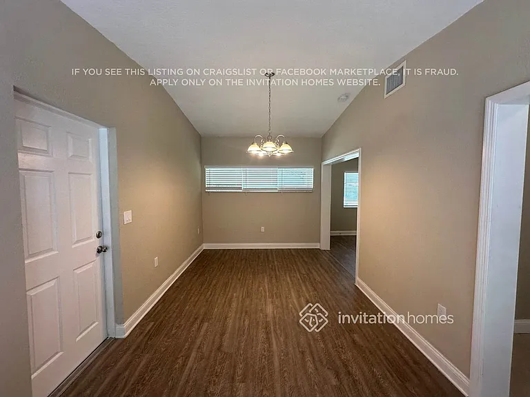 3621 Sutton Dr — Photo 3
