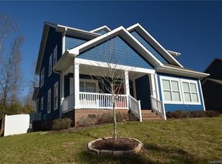 148 Hedgewood Dr, Mooresville, NC 28115
