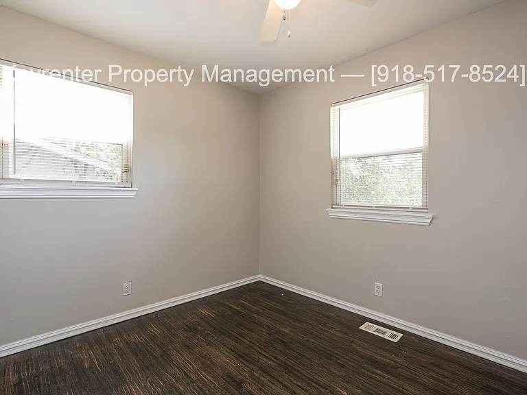 130 S 167th East Ave — Photo 2