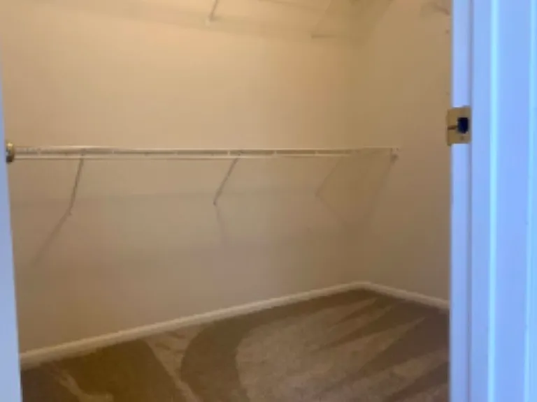 15418 Camden Ave — Photo 10