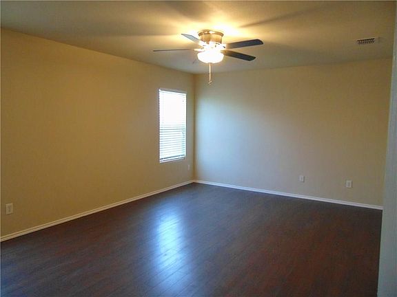 4th image of 8105 Stowe Springs Ln
