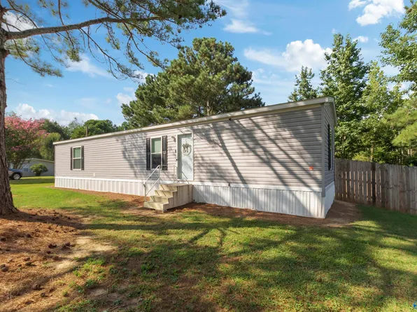 763 Junkins Rd, Guntersville, AL 35976