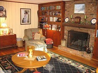 1st image of 305 Buttercup Dr