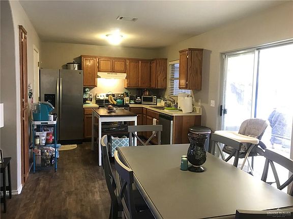 4th image of 4508 Swallow Ave E