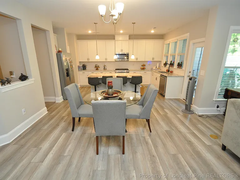 1004 Pyrenees Way — Photo 7