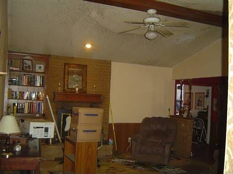 3rd image of 1356 W Cedarbrook Ln