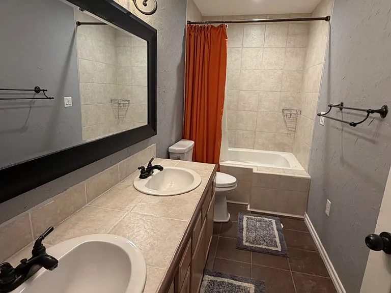 1270 Skyview Dr — Photo 35