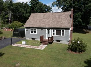 5 York Road, Hudson, NH 03051