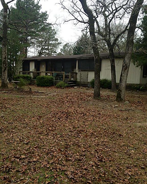 1st image of 15 Grace Ln W