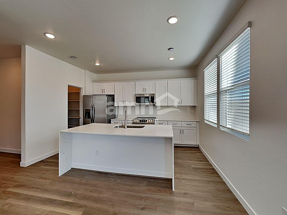 4th image of 18441 W Cottontail Ln