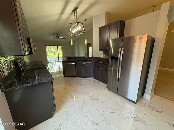 4th image of 241 Brasswood Ct
