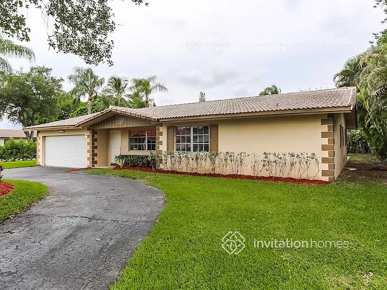 11090 Glenwood Dr — Photo 2
