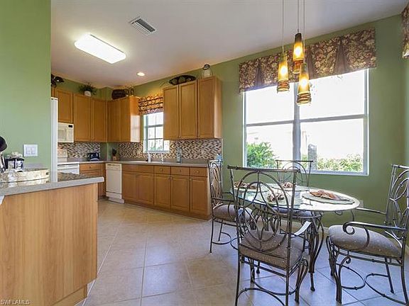 5th image of 7050 Bay Woods Lake Ct APT 101
