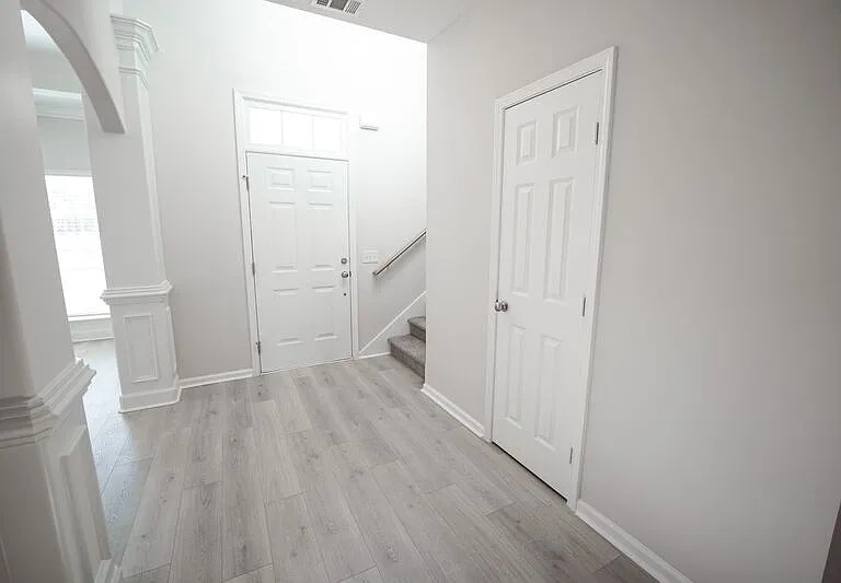 125 Chilburn Cir — Photo 6