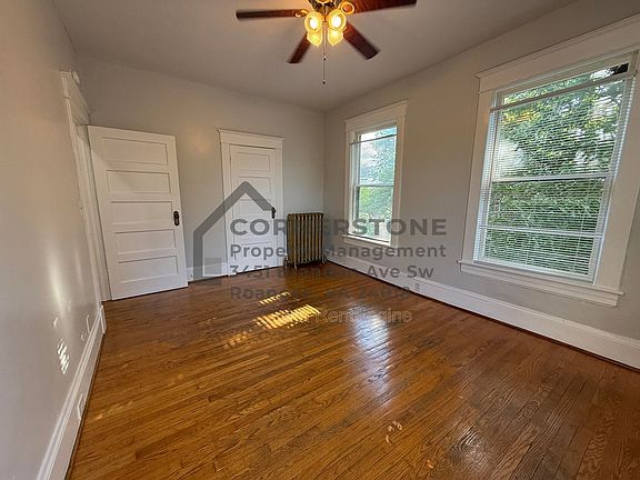 5th image of 420 Allison Ave SW #3