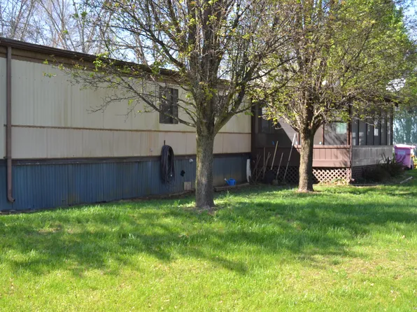 132 Riverside Rd, Perry Park, KY 40363